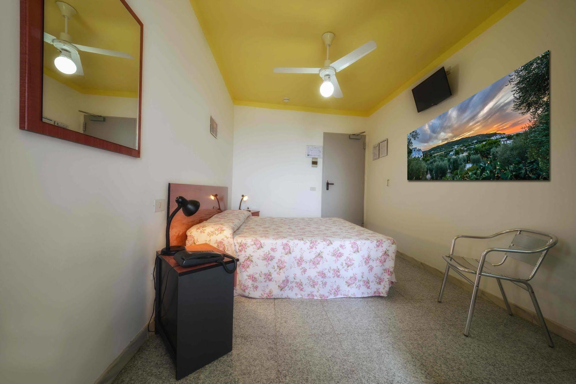 Hotel Piccolo Paradiso Peschici Ngoại thất bức ảnh